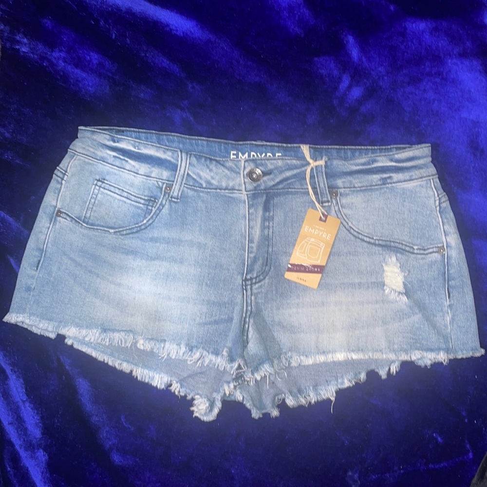 New with tags Empyre Jean Shorts size 9